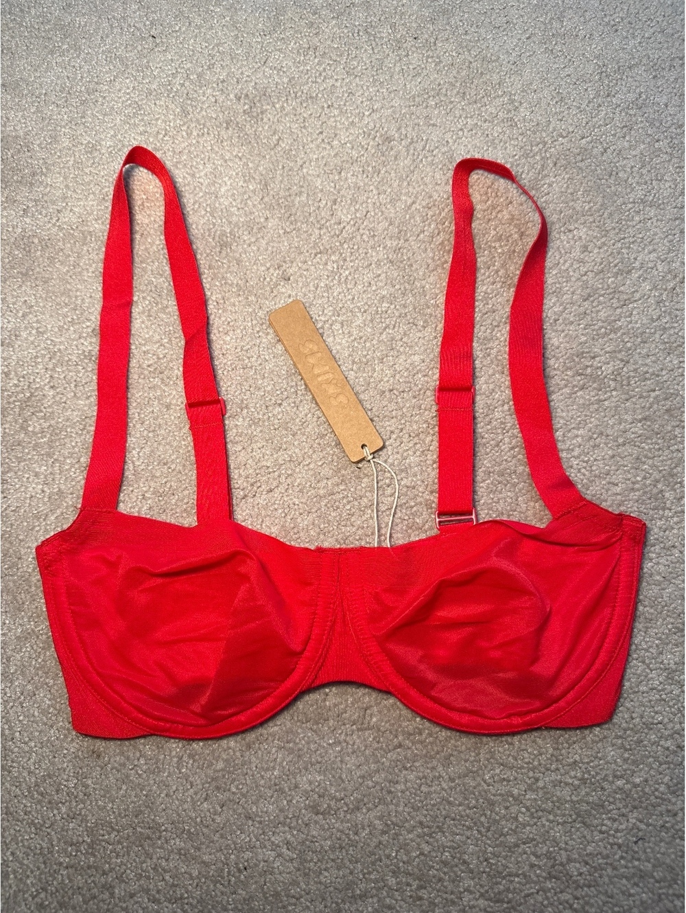 Skims No Show Molded Unlined Balconette Bra Color Red Size 30A